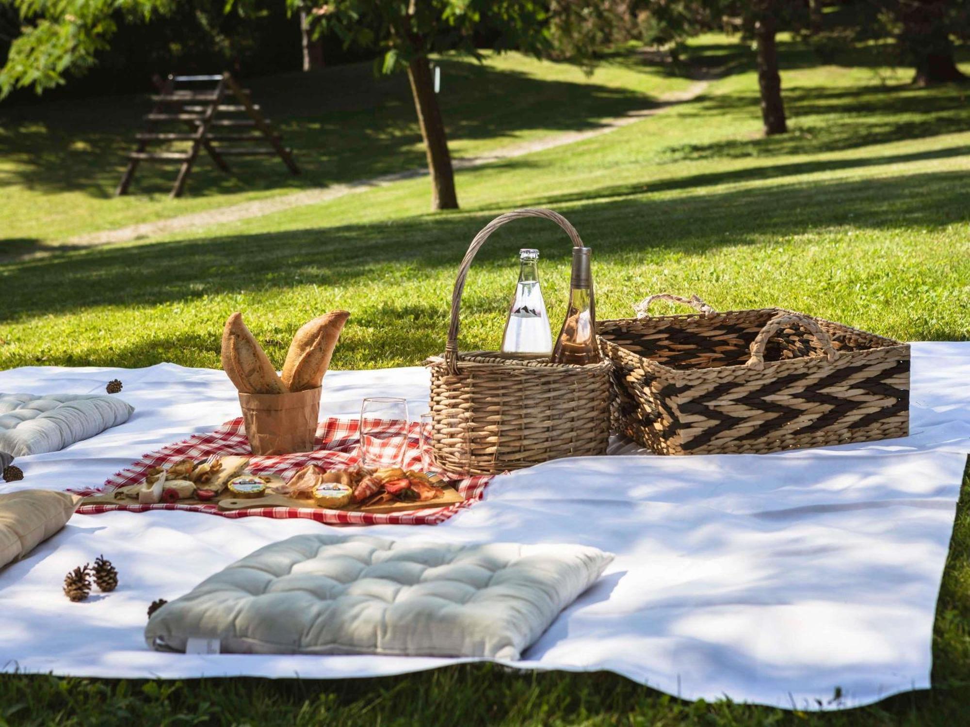 Mercure Aix-Les-Bains Domaine De Marlioz Hotel & Spa Экстерьер фото